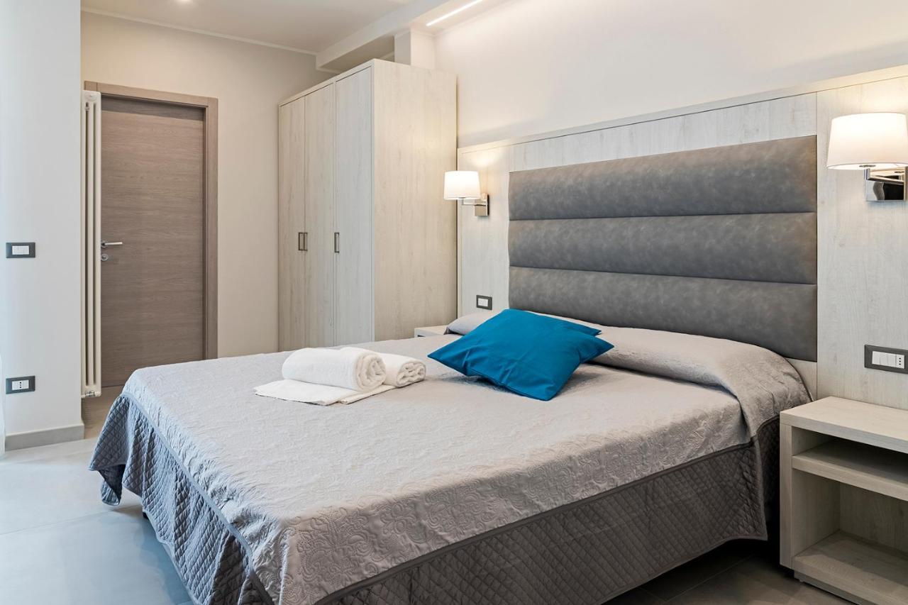 Versilia Residence - Colombo リド・ディ・カマイオーレ エクステリア 写真