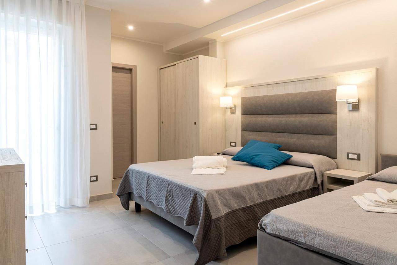 Versilia Residence - Colombo リド・ディ・カマイオーレ エクステリア 写真
